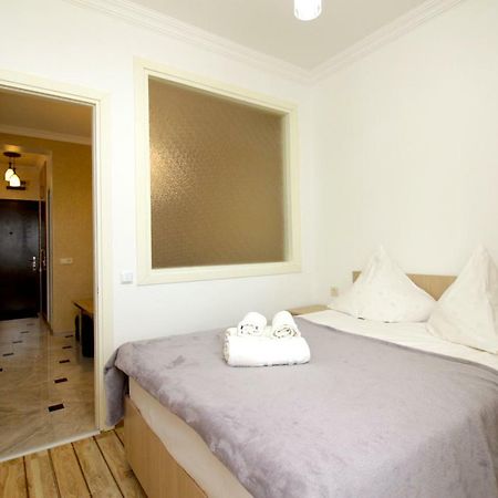 Tamar'S Apartment Batumi Ngoại thất bức ảnh